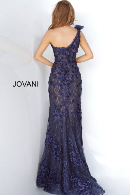 Model wearing Jovani 3375 navy evening gown with floral lace and mermaid silhouette, back view.