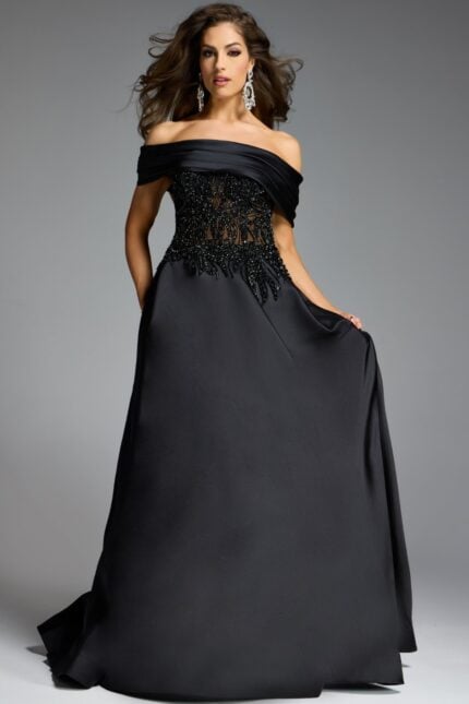 Model wearing Jovani dress 41198.